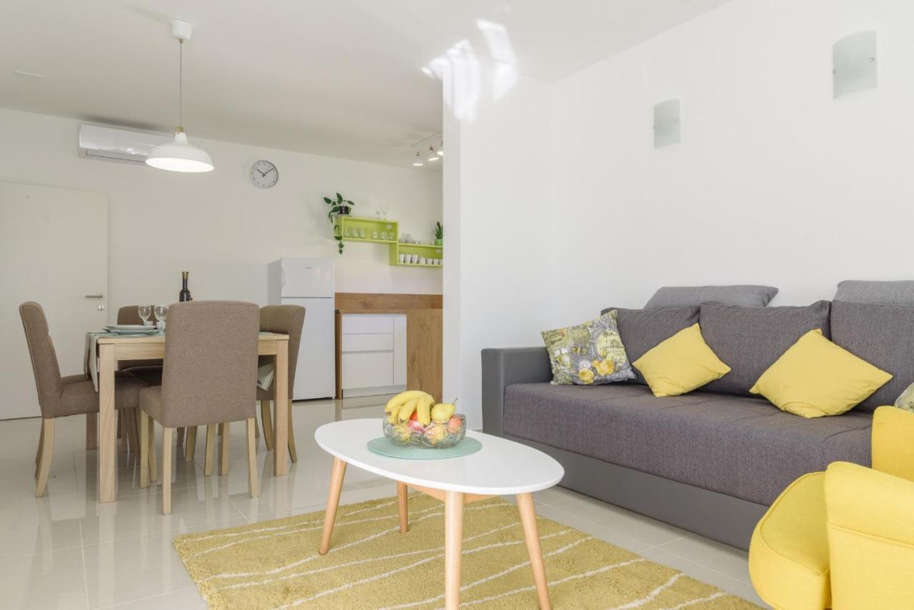 Apartment S-7 Trogir Exteriör bild